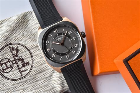 Hermes watch logo checker